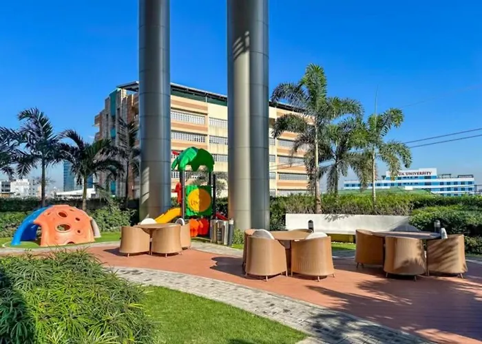 Citylush Hideaway Aparthotel
