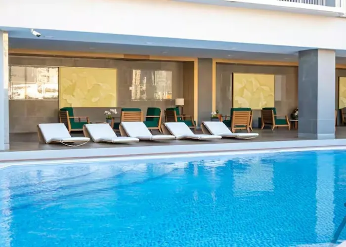 Citylush Hideaway 4*